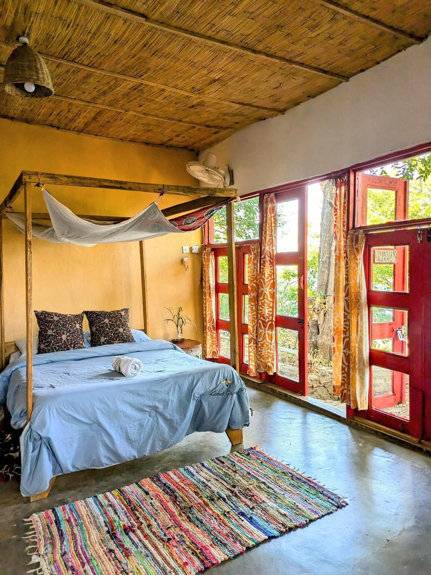 Butterfly Space- A Non-Profit Eco-Lodge Nkhata Bay Exterior photo